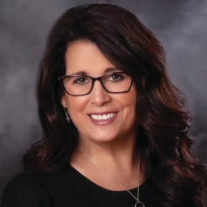 Meet your Posher, Kendra